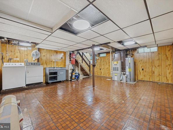 300 Lorraine Avenue, Oreland PA 19075
