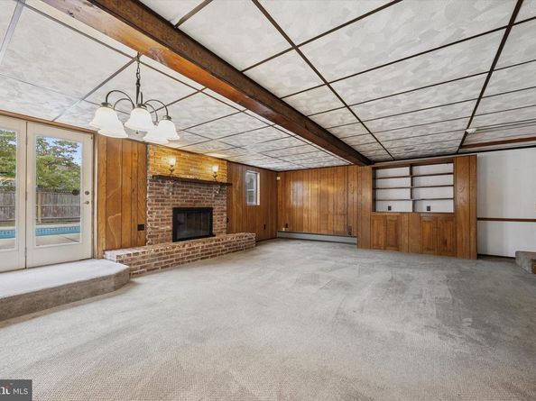 300 Lorraine Avenue, Oreland PA 19075
