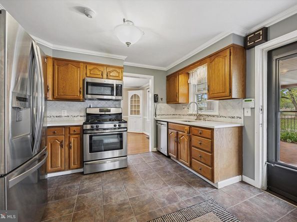 300 Lorraine Avenue, Oreland PA 19075