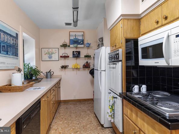 4145 Timber Lane, Philadelphia PA 19129