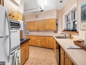 4145 Timber Lane, Philadelphia PA 19129