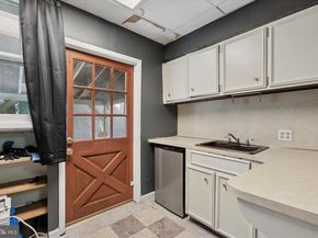 6232 Ridge Avenue, Philadelphia PA 19128