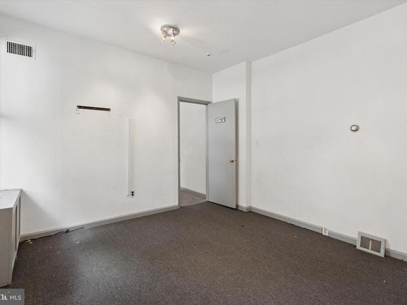 6232 Ridge Avenue, Philadelphia PA 19128