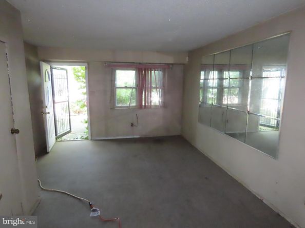1503 Rothley Avenue, Willow Grove PA 19090