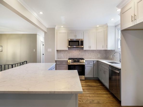 949 Marshall Drive, Warminster PA 18974