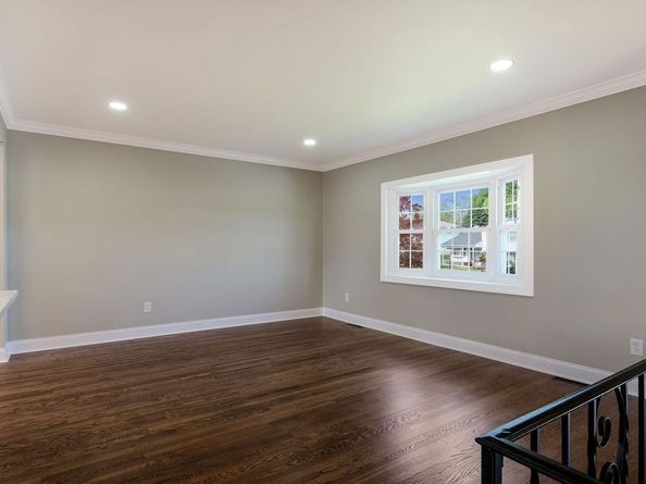 949 Marshall Drive, Warminster PA 18974