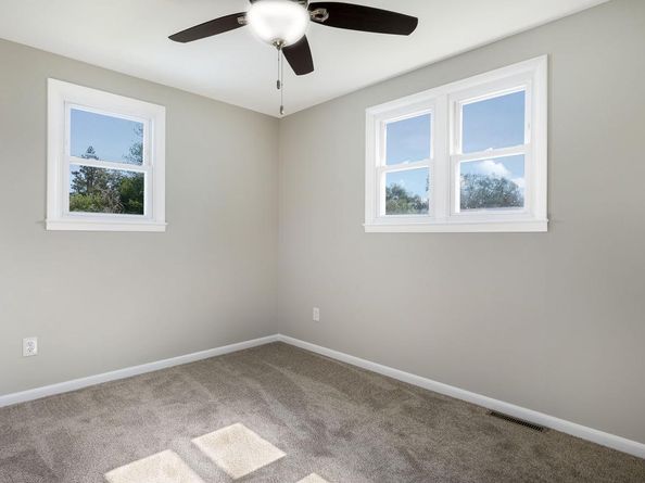 949 Marshall Drive, Warminster PA 18974