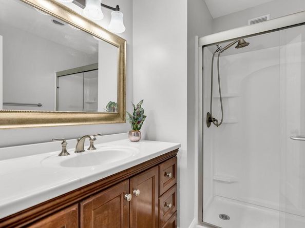 131 Woodgate Lane 21, Paoli PA 19301