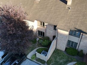 131 Woodgate Lane 21, Paoli PA 19301