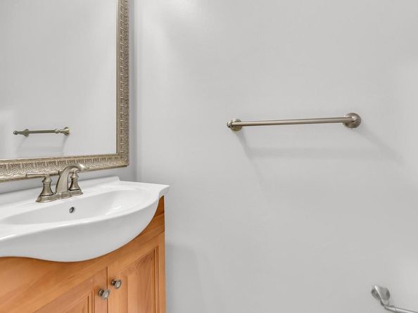 131 Woodgate Lane 21, Paoli PA 19301