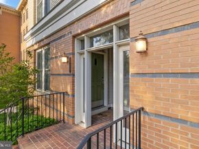 2215 Richmond Highway 101, Alexandria VA 22301