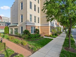 2215 Richmond Highway 101, Alexandria VA 22301