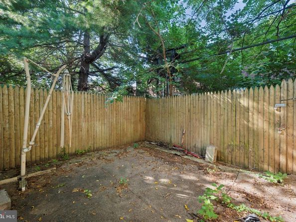 2524 S Robinson Street, Philadelphia PA 19142