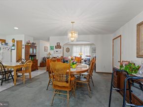 626 W Church Road W, Sterling VA 20164
