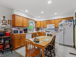 626 W Church Road W, Sterling VA 20164