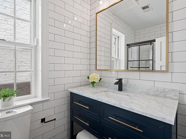 611 F Street NE, Washington DC 20002