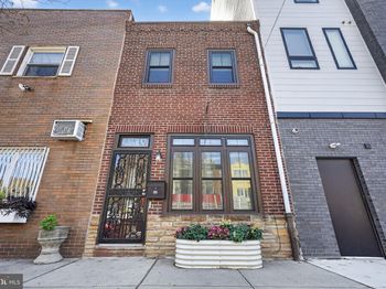 340 W Girard Avenue