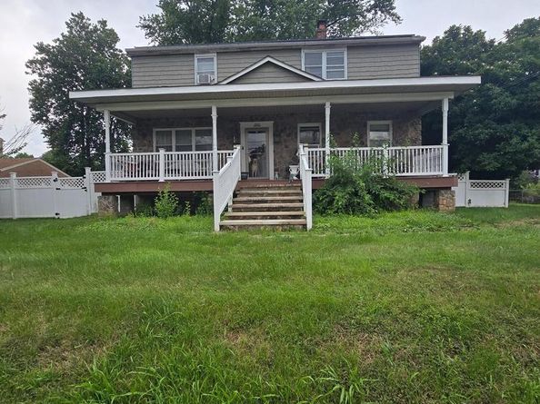 2933 Susquehanna Road, Abington PA 19001