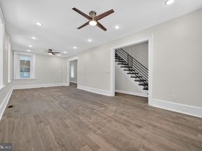 452 Green Lane, Philadelphia PA 19128