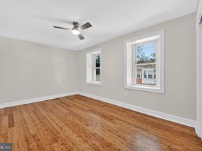 452 Green Lane, Philadelphia PA 19128