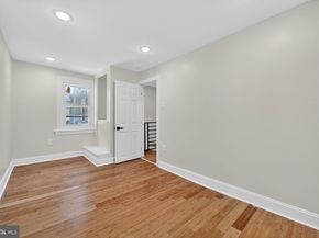 452 Green Lane, Philadelphia PA 19128