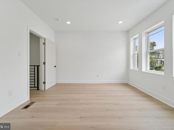 5708 Malvern Avenue, Philadelphia PA 19131