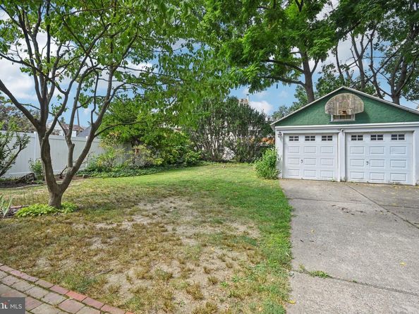 282 N Maple Avenue, Lansdowne PA 19050