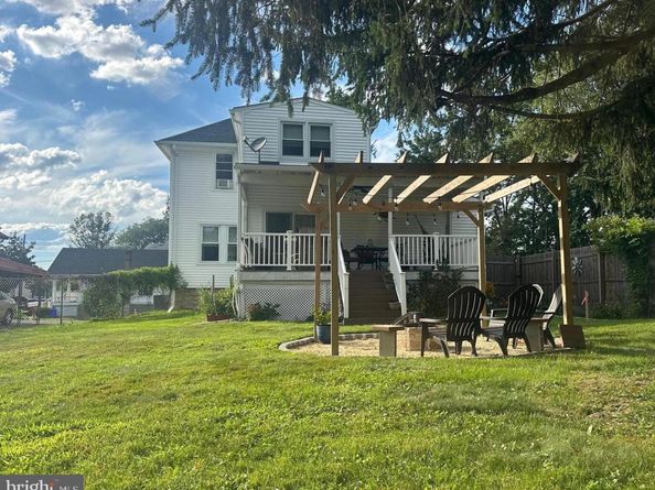 206 Wood Street, Hatboro PA 19040