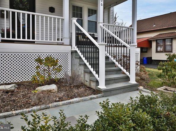 206 Wood Street, Hatboro PA 19040