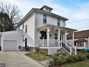 206 Wood Street, Hatboro PA 19040