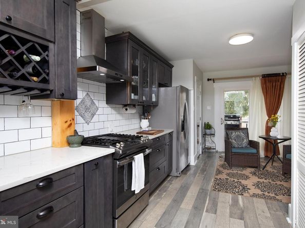 206 Wood Street, Hatboro PA 19040