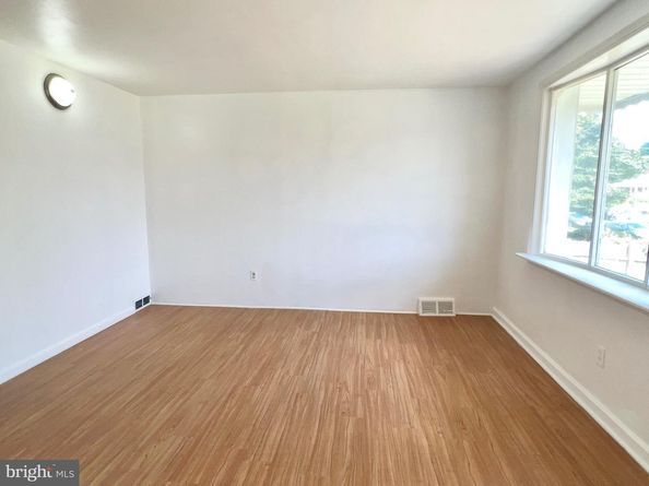 2816 Knorr Street, Philadelphia PA 19149
