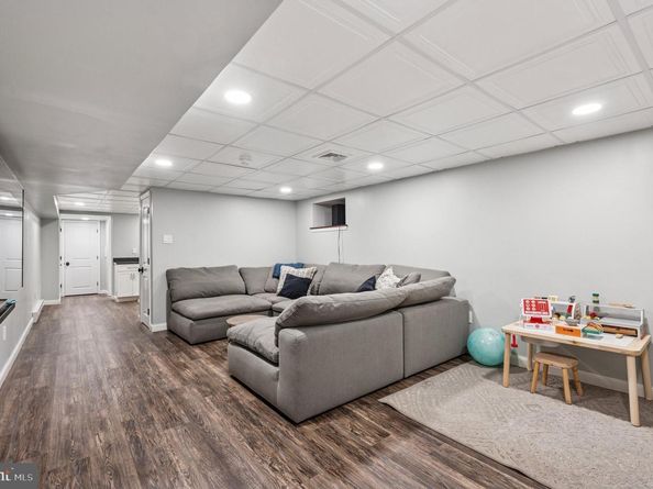 2514 S 20TH Street, Philadelphia PA 19145