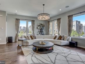 3200 Parkview Walk, Philadelphia PA 19125