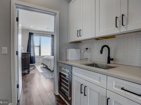 3200 Parkview Walk, Philadelphia PA 19125