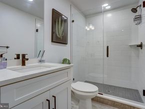 3200 Parkview Walk, Philadelphia PA 19125