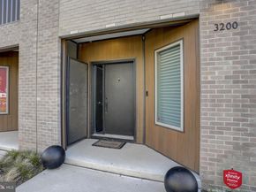 3200 Parkview Walk, Philadelphia PA 19125