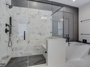 3200 Parkview Walk, Philadelphia PA 19125