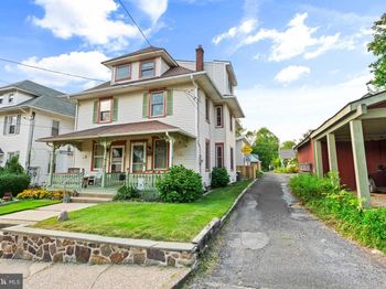 79 Hillside Avenue