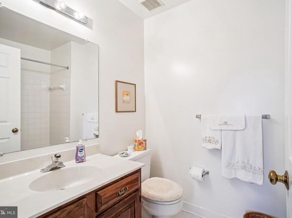 5936 Munson Court, Falls Church VA 22041