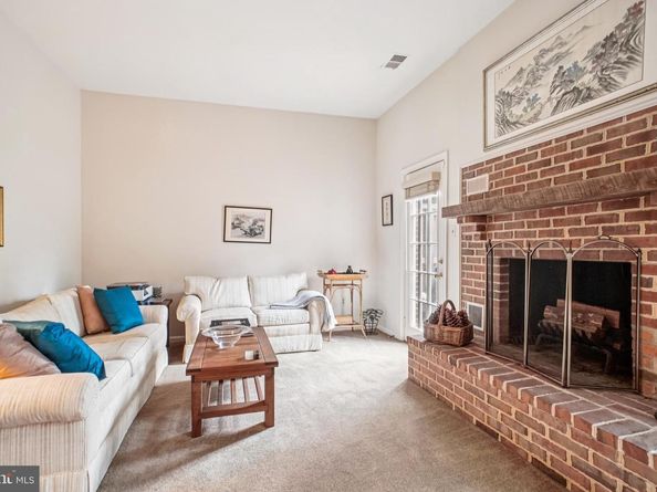 5936 Munson Court, Falls Church VA 22041