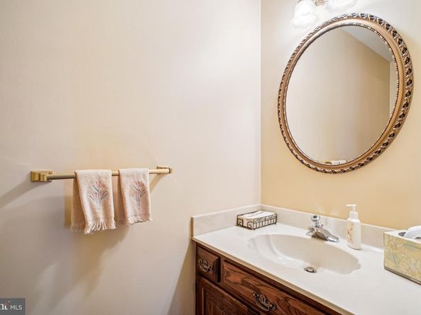5936 Munson Court, Falls Church VA 22041
