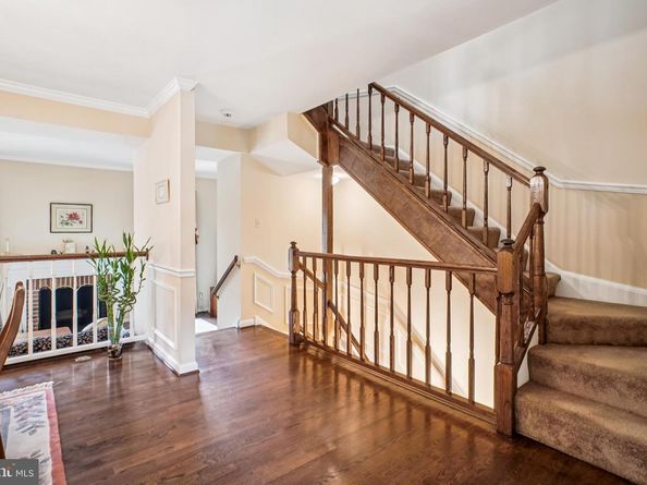 5936 Munson Court, Falls Church VA 22041