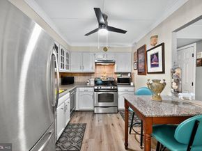 68104 Delaire Landing Road 104, Philadelphia PA 19114