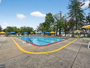 68104 Delaire Landing Road 104, Philadelphia PA 19114