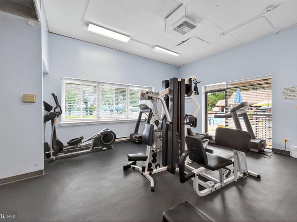 68104 Delaire Landing Road 104, Philadelphia PA 19114
