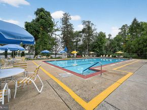 68104 Delaire Landing Road 104, Philadelphia PA 19114