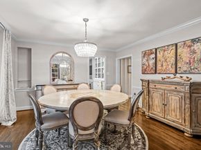 921 Winding Lane, Media PA 19063