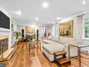 921 Winding Lane, Media PA 19063