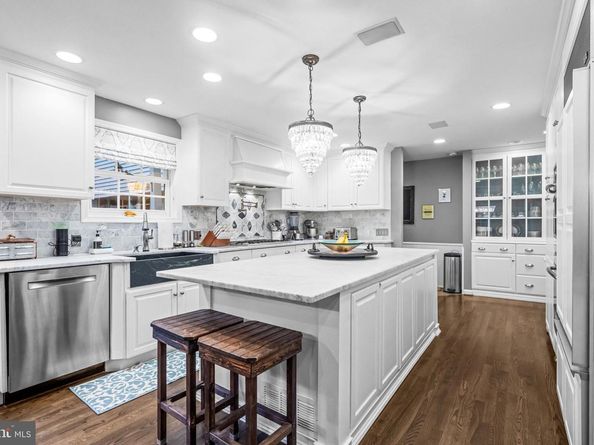 921 Winding Lane, Media PA 19063
